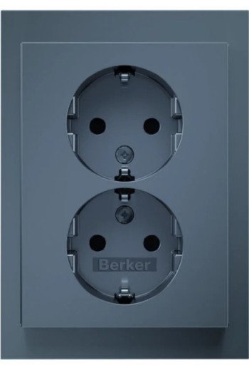 BERKER K.5 Doppelsteckdose mit Rahmen Edelstahl lackiert