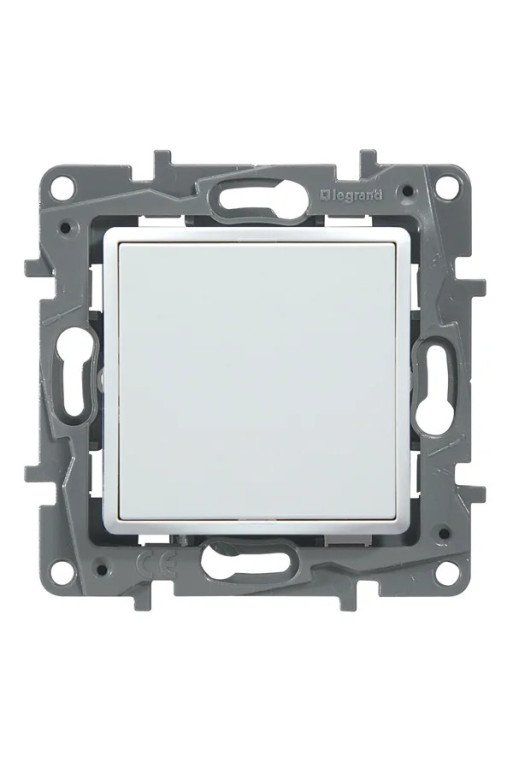 LEGRAND Niloe Mosaic-Adapter oder Blindabdeckung Farbe: Ultraweiß