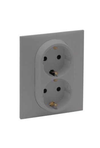 LEGRAND Niloe Step 2x Steckdose 1F-Dose Steckkle mme erhöhter Berührungsschutz Aluminium