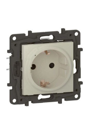 LEGRAND Niloe Step with Netatmo Schuko-Steckdose 