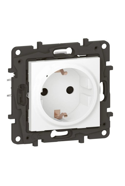 LEGRAND Niloe Step with Netatmo Schuko-Steckdose 