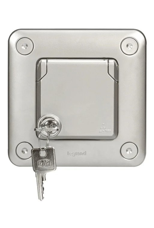 LEGRAND Soliroc Steckdose IP44 mit Schloss