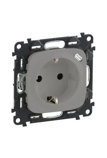 LEGRAND Valena Allure Steckdose erh. Berührungss chutz und USB-C Stecker Farbe: Aluminium