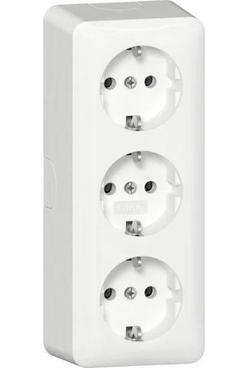 GIRA 3f-SCHUKO-Steckd. + Montagepl. AP Reinwe iß