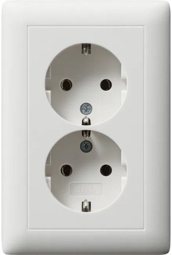 GIRA SCHUKO 2f Vollpl. f. Gerätedose 1